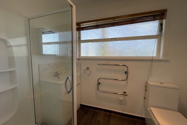 Photo of property in 2 Bennett Place, Onekawa, Napier, 4110