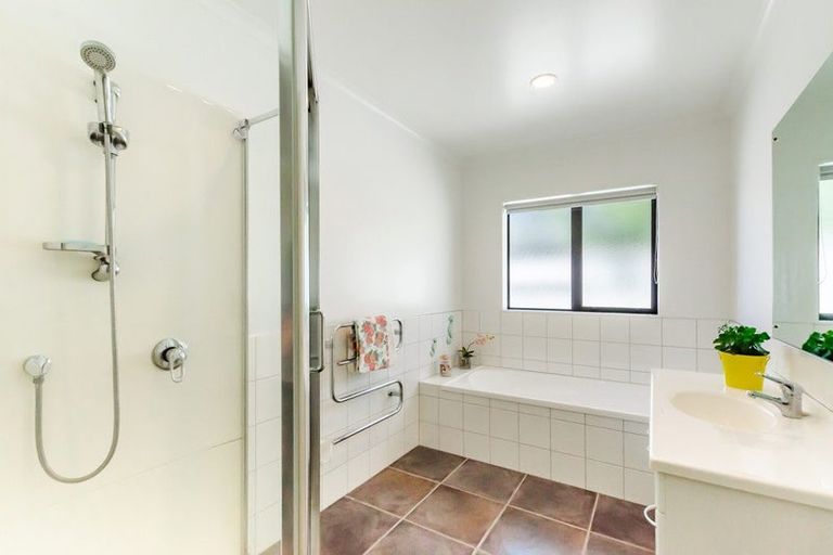 Photo of property in 23 Consort Close, Paraparaumu Beach, Paraparaumu, 5032