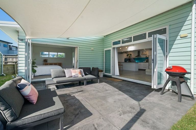 Photo of property in 32a Ohuirehe Road, Coastlands, Whakatane, 3120