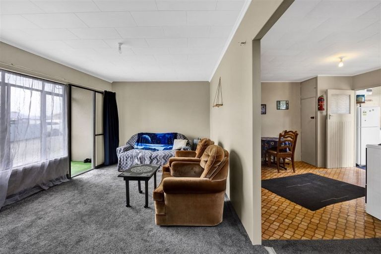 Photo of property in 17 Rimu Street, Hawera, 4610