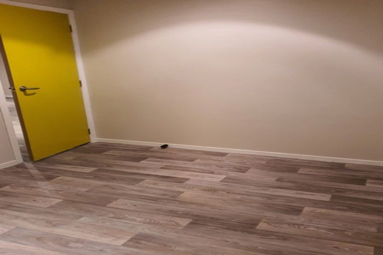 Photo of property in 41a Tui Glen Road, Birkenhead, Auckland, 0626