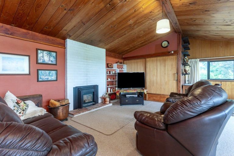 Photo of property in 182 Spur Road, Hadlow, Timaru, 7975