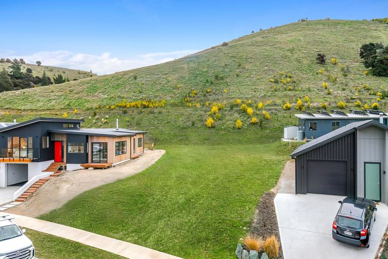Photo of property in 34 Atkins Road, Luggate, Wanaka, 9382