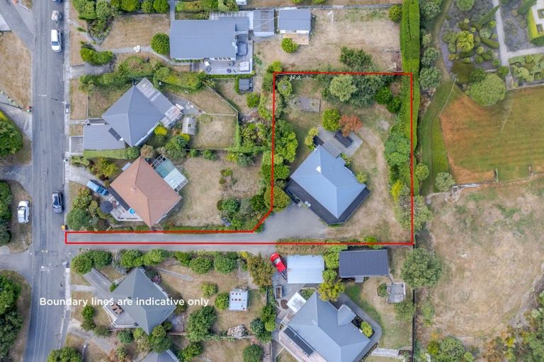 Photo of property in 30 Selwyn Avenue, Akaroa, 7520