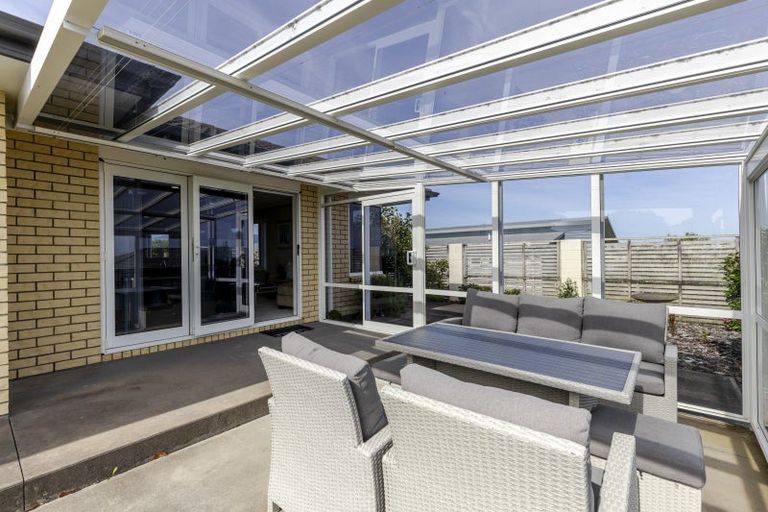 Photo of property in 38 Karamea Street, Whalers Gate, New Plymouth, 4310