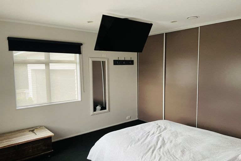 Photo of property in 7 Clovelly Street, Brooklands, New Plymouth, 4310