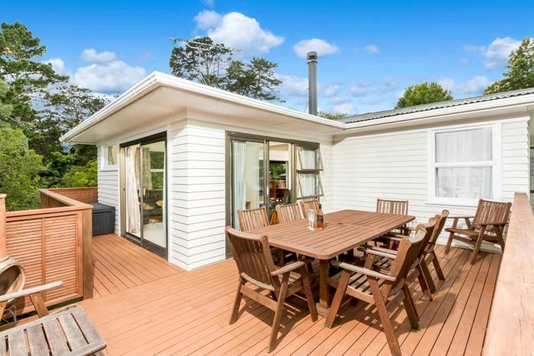 Photo of property in 13 Mawson Avenue, Torbay, Auckland, 0630