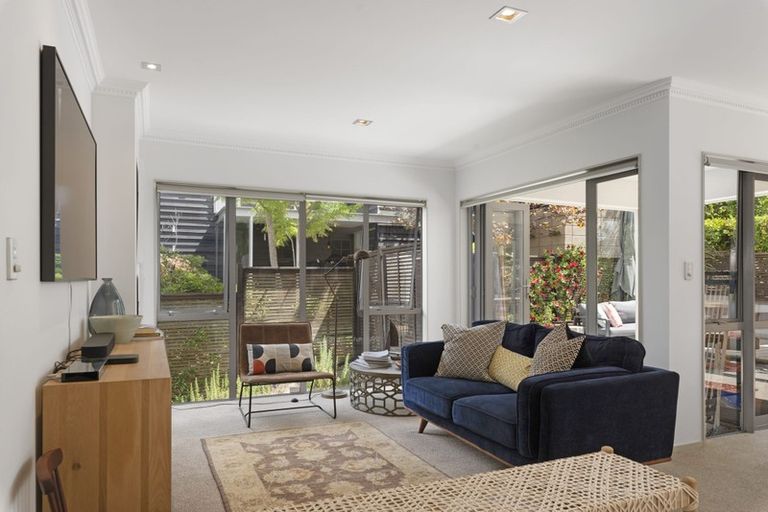 Photo of property in 119 Beach Road, Castor Bay, Auckland, 0620