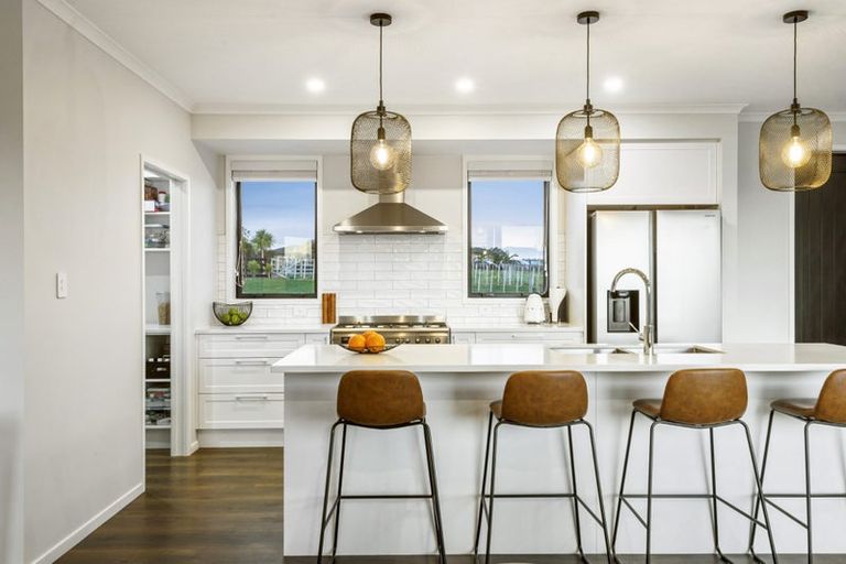 Photo of property in 71 Diamond Lane, Riverhead, 0793