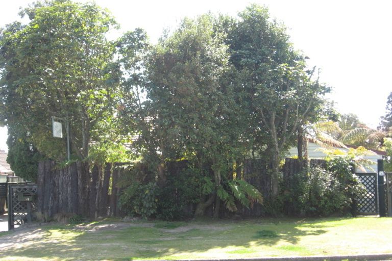 Photo of property in 17 Holland Street, Glenholme, Rotorua, 3010
