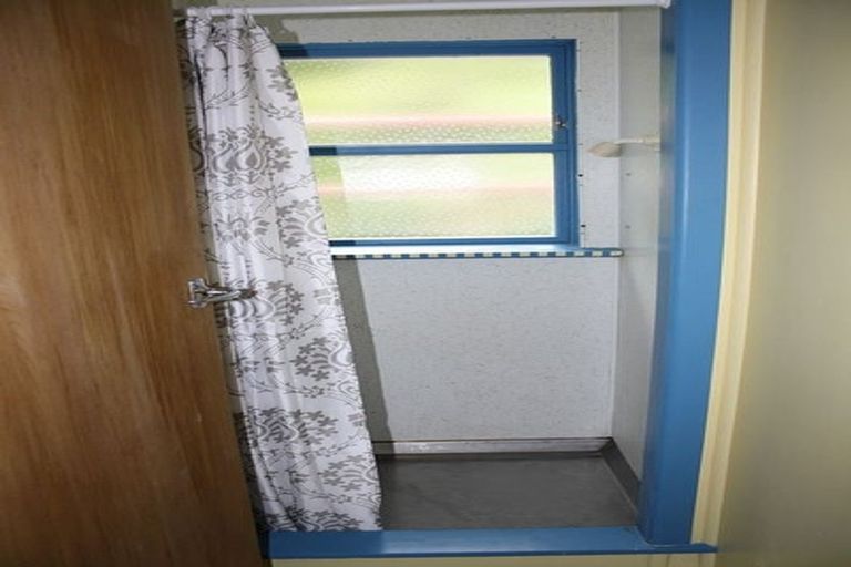 Photo of property in 27 Waiapu Road, Kelburn, Wellington, 6012