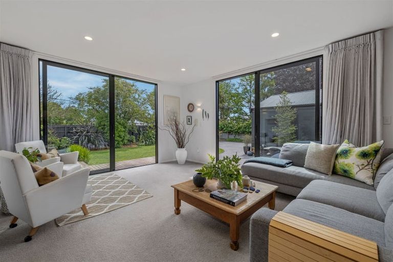 Photo of property in 116 Paparoa Street, Papanui, Christchurch, 8053