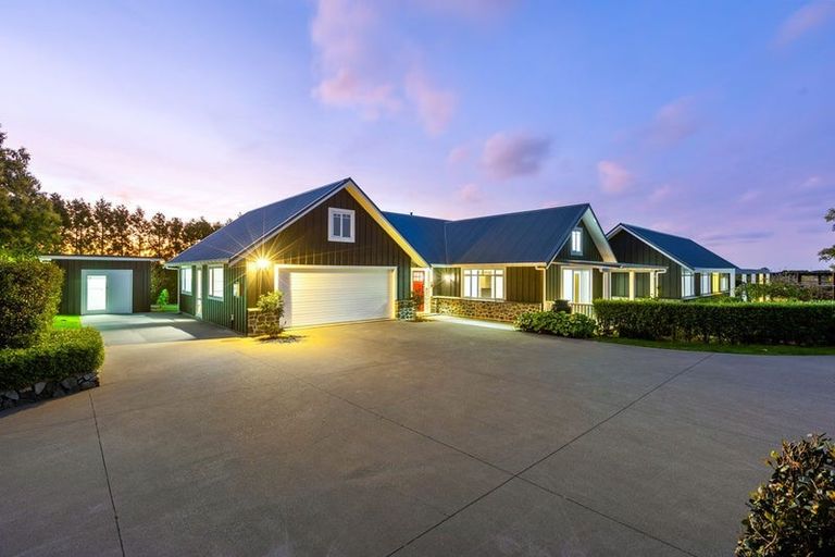 Photo of property in 144 Henwood Road, Paraite, New Plymouth, 4372