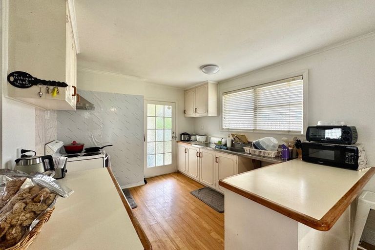 Photo of property in 42 Bowater Place, Manurewa, Auckland, 2102