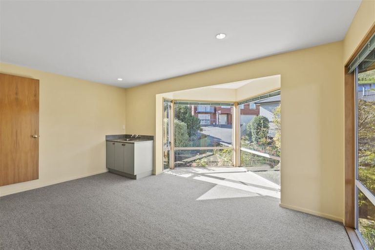Photo of property in 11 Kaikomako Place, Cass Bay, Lyttelton, 8082