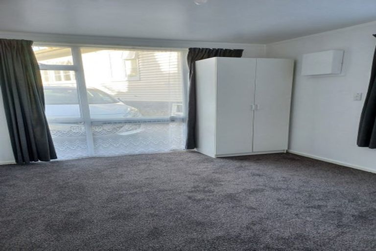 Photo of property in 1 Corlett Street, Johnsonville, Wellington, 6037