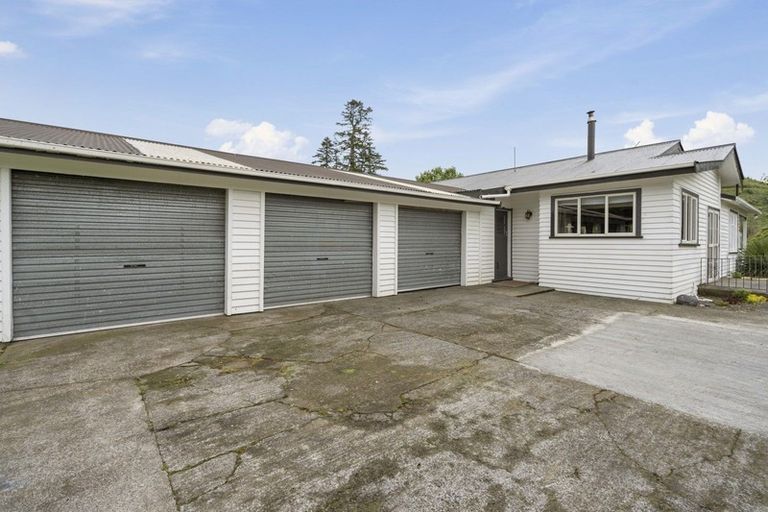Photo of property in 347 Standish Road, Toko, Stratford, 4394