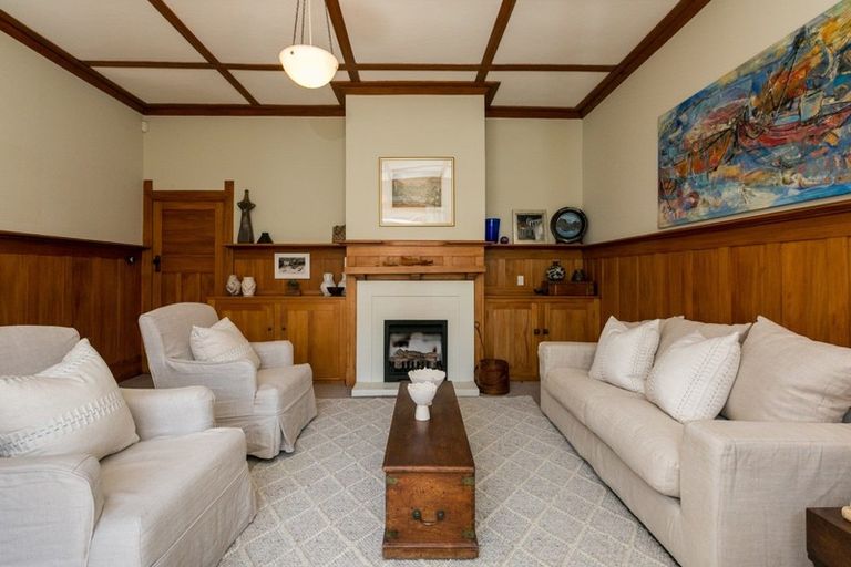 Photo of property in 28 Coleman Terrace, Hospital Hill, Napier, 4110