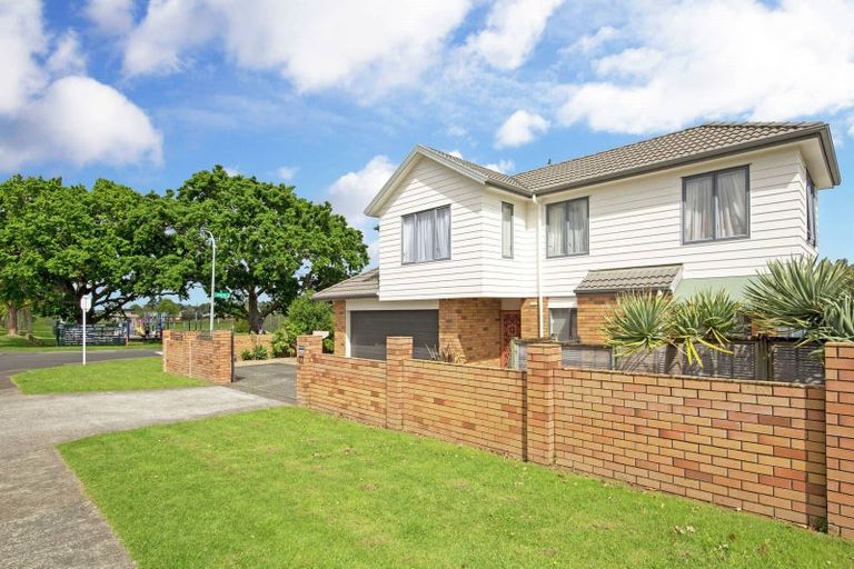 Photo of property in 77 Moore Street, Howick, Auckland, 2014