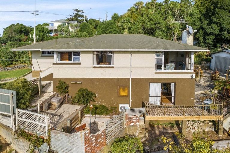 Photo of property in 42 Middleton Road, Kew, Dunedin, 9012