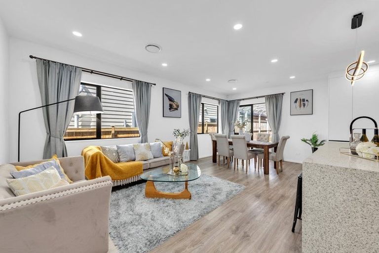 Photo of property in 8 Repehina Road, Flat Bush, Auckland, 2019