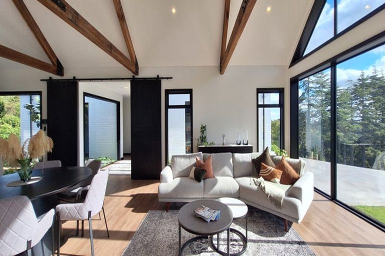 Photo of property in 46 Harry Dreadon Road, Opaheke, Papakura, 2584