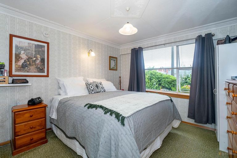 Photo of property in 1 Kennedy Crescent, Waimate, 7924