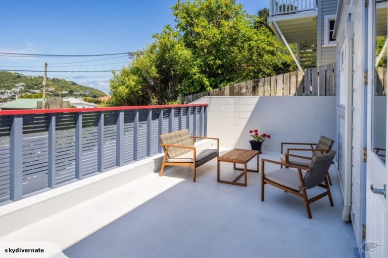 Photo of property in 14a Freeling Street, Island Bay, Wellington, 6023