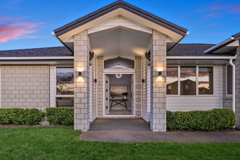 Photo of property in 46 Penetaka Heights, Pyes Pa, Tauranga, 3112