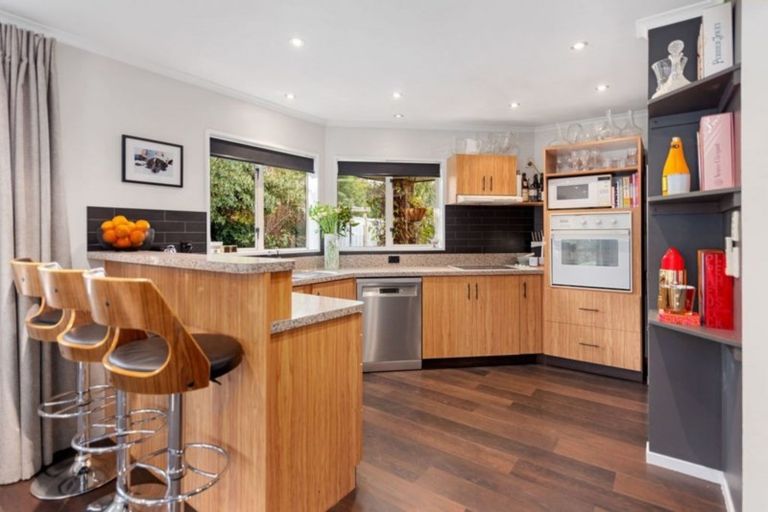 Photo of property in 10 Milesbrook Close, Rangiora, 7400