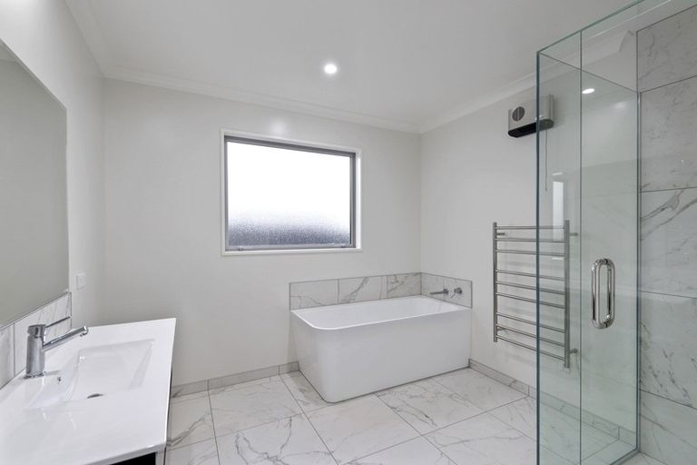 Photo of property in 73 The Esplanade, Pegasus, 7612