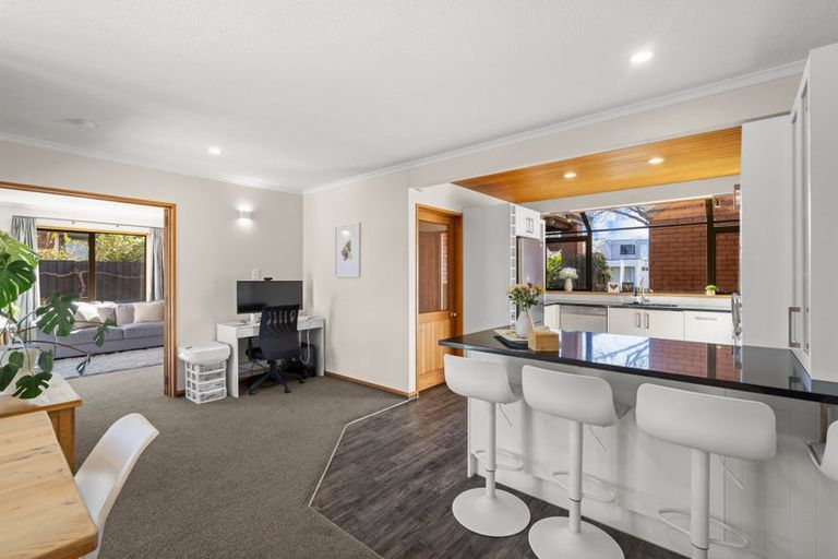 Photo of property in 184 Hawthornden Road, Avonhead, Christchurch, 8042