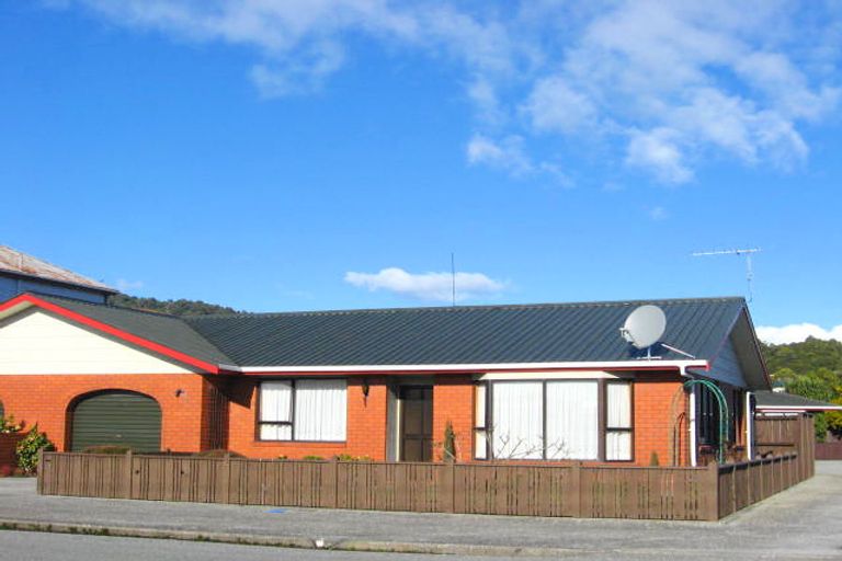 Photo of property in 71 Shakespeare Street, Greymouth, 7805
