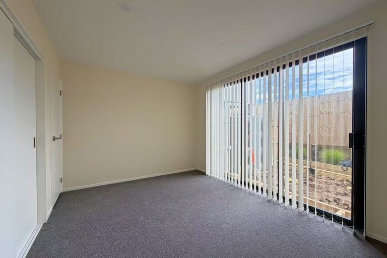 Photo of property in 6/10 Orchid Place, Te Atatu South, Auckland, 0610