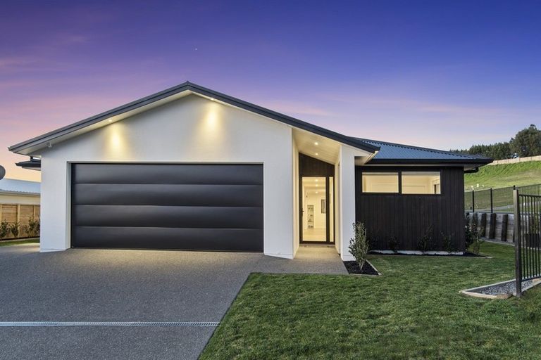 Photo of property in 80 Whakaturou Crescent, Pyes Pa, Tauranga, 3112