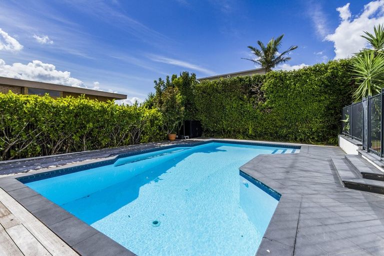 Photo of property in 38 Seacliffe Avenue, Belmont, Auckland, 0622