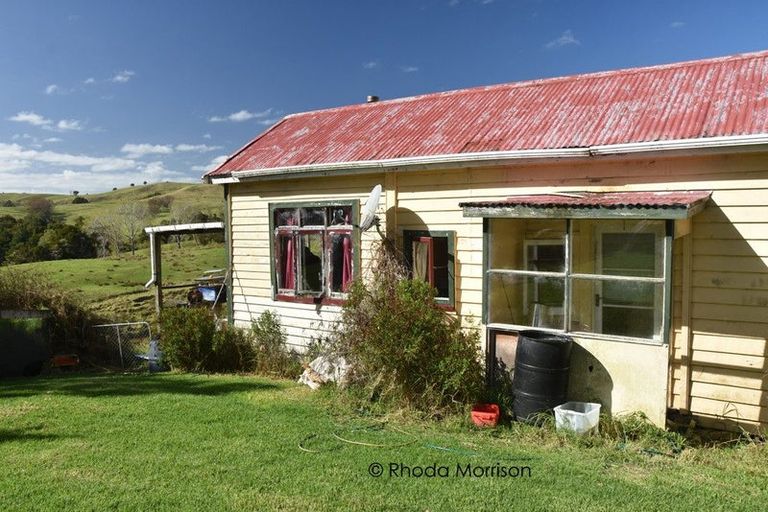 Photo of property in 153 Pahi Road, Pahi, Paparoa, 0571