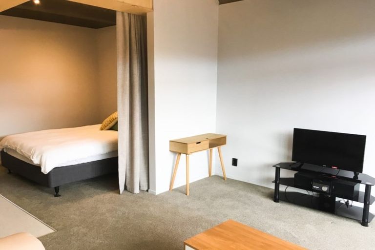 Photo of property in Vedado Apartments, 209/41 Hopper Street, Mount Cook, Wellington, 6011