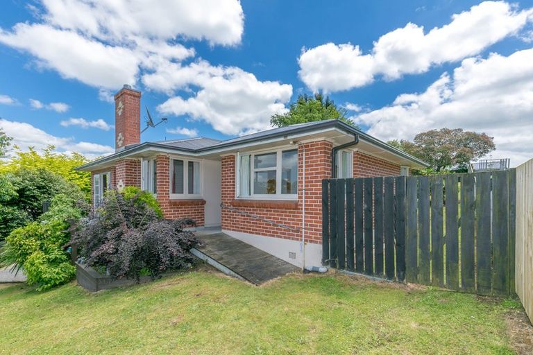 Photo of property in 34 Station Street, Tirau, 3410