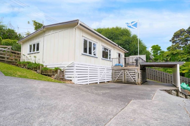 Photo of property in 1/66 Manuka Road, Glenfield, Auckland, 0629