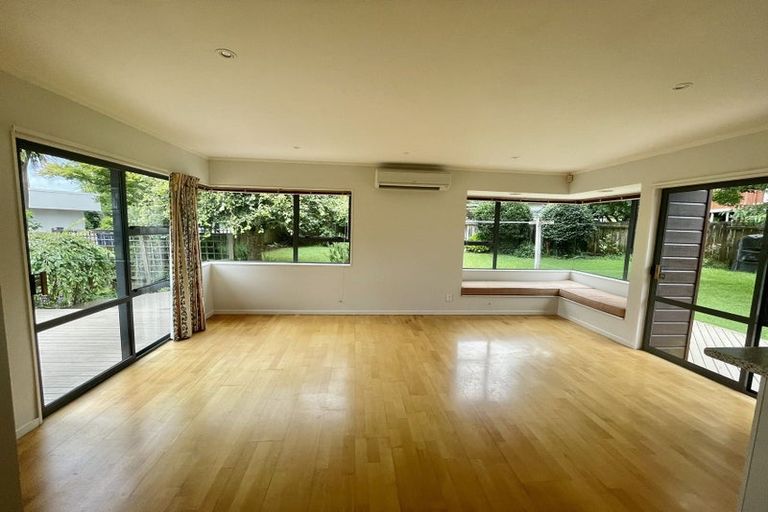 Photo of property in 35 Peretao Rise, The Gardens, Auckland, 2105
