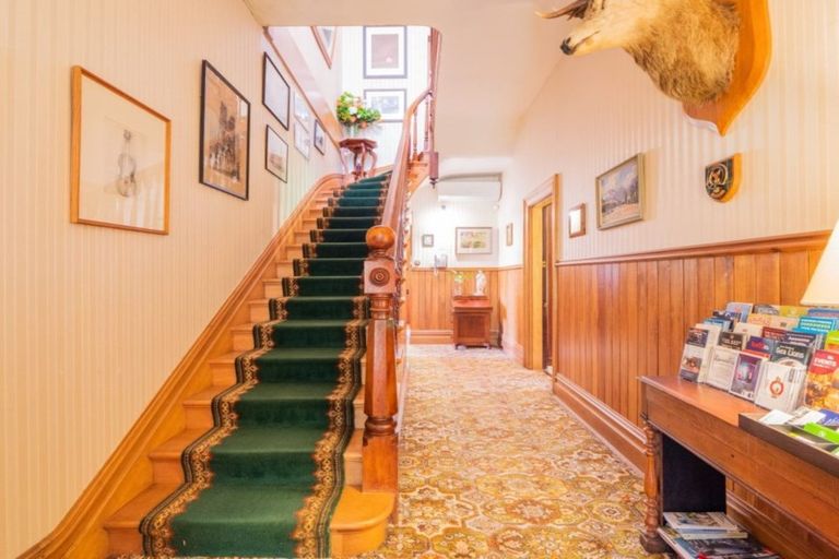 Photo of property in 504 Queens Drive, Dunedin Central, Dunedin, 9016