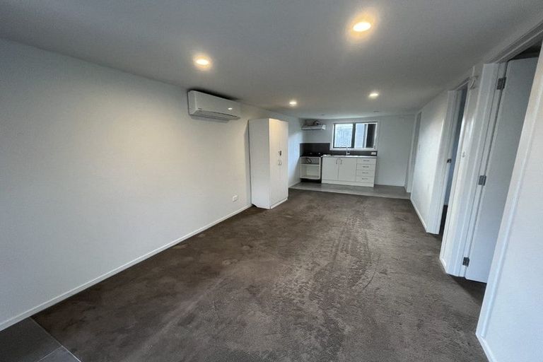Photo of property in 92 Harrington Road, Henderson, Auckland, 0610
