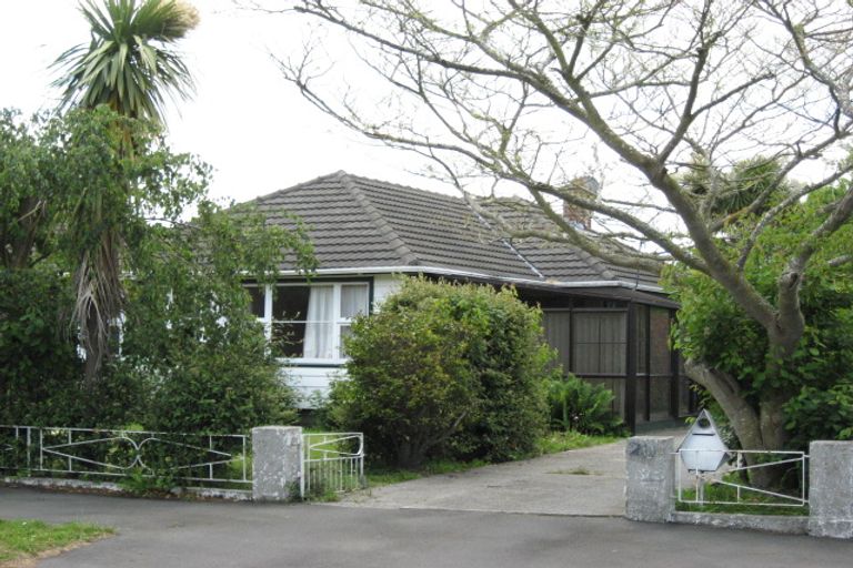 Photo of property in 20 Mappleton Avenue, Burnside, Christchurch, 8053