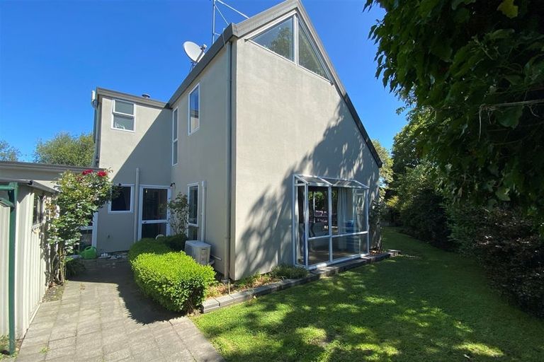Photo of property in 1/32c Aylmer Street, Somerfield, Christchurch, 8024