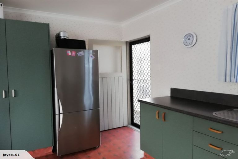 Photo of property in 30 Birmingham Street, Takaro, Palmerston North, 4412