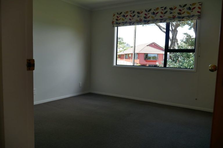Photo of property in 19 Westpoint Avenue, Harbour View, Lower Hutt, 5010