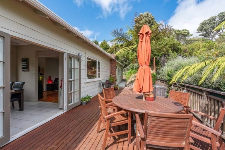 Photo of property in 21 Orari Street, Ngaio, Wellington, 6035