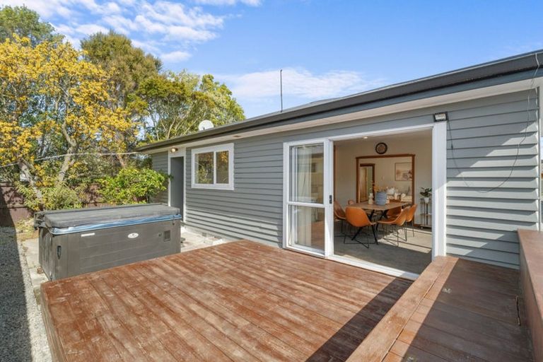 Photo of property in 21 Moreland Avenue, Papanui, Christchurch, 8053