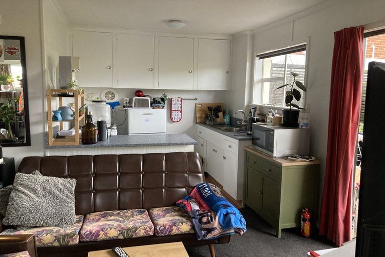Photo of property in 8b Orbell Street, Dalmore, Dunedin, 9010